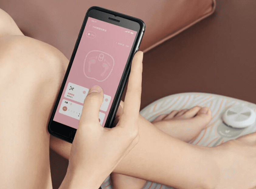 Управление массажера для ног Xiaomi Leravan Ems LF-FS001-GY через приложение на телефоне